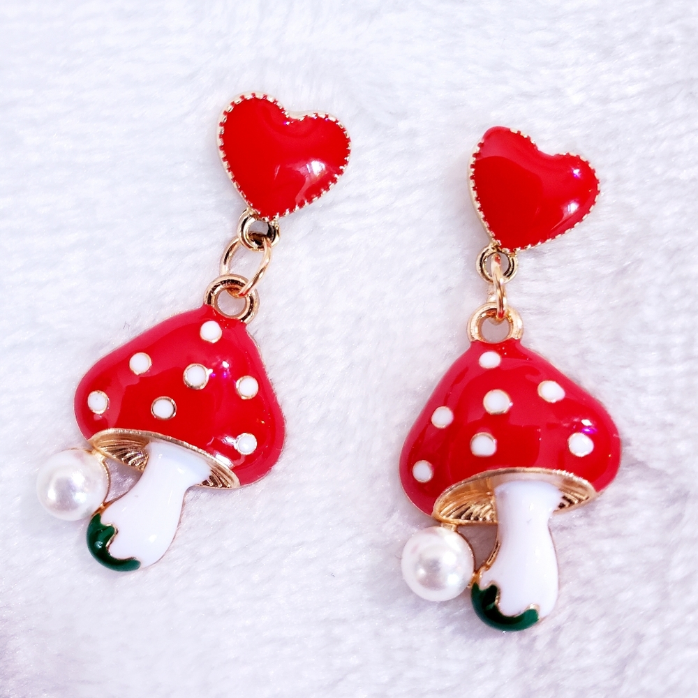 Gold plated mushroom heart earrings